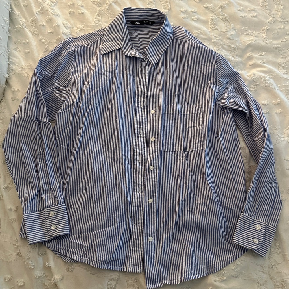 Women’s Striped Button Up Shirt
